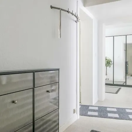 6349 Privatapartment Sudstadt Apartment *